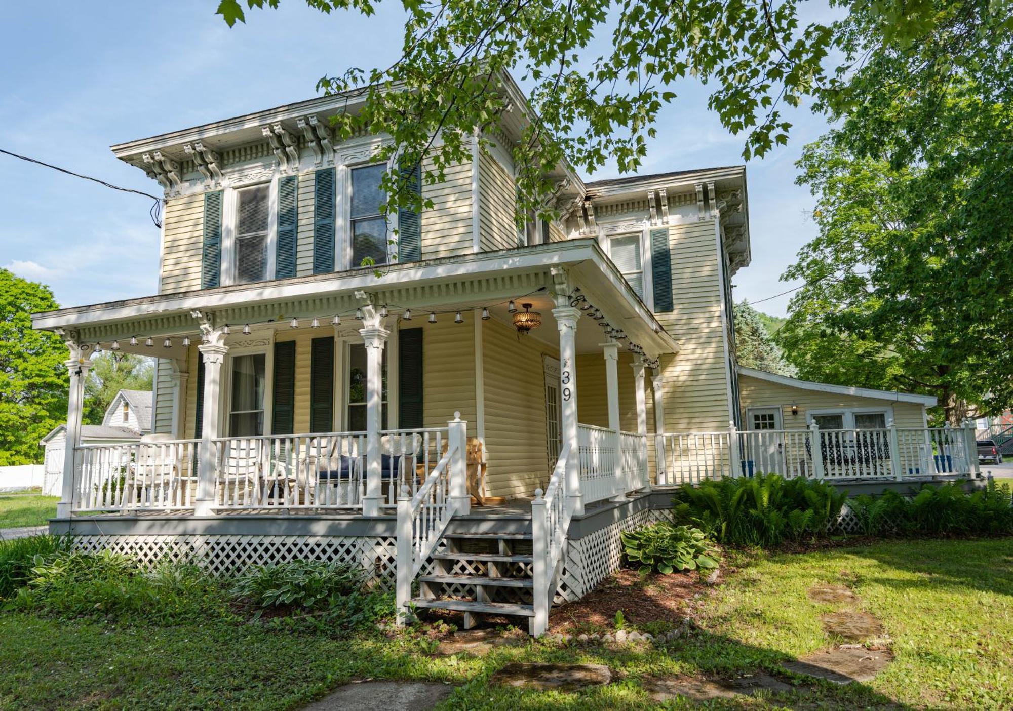The Kelly House - 4 Bedroom Historic Lodge - Downtown Ellicottville Exterior foto